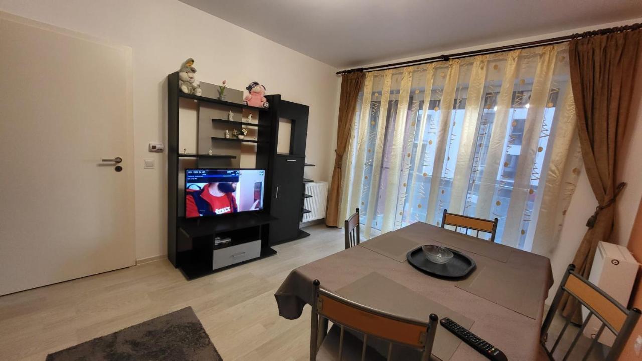 Elissa Apartment Brasov Bagian luar foto
