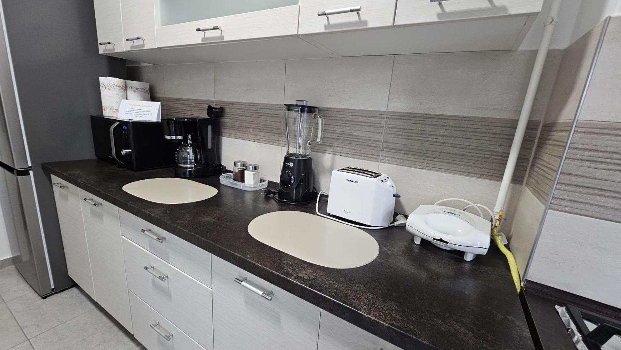 Elissa Apartment Brasov Bagian luar foto